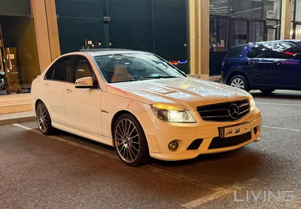 Mercedes C 63 AMG 2010