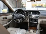 Mercedes E 200. Model 2015.