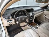 Mercedes E 200. Model 2015.