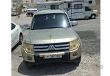 Mid-option nice Pajero for sale