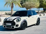 MINE COOPER S  2021 LIKE NEW