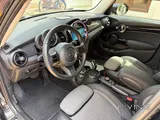 Mini 2024