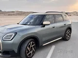 Mini Coper Countrymanan Sميني كوبر كاونتري مان
