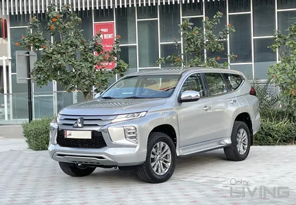 Mitsubishi Montero Sport  2020