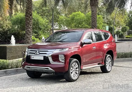 Mitsubishi Montero Sport  2020