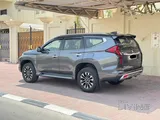 Mitsubishi Montero Sport (Full Options)