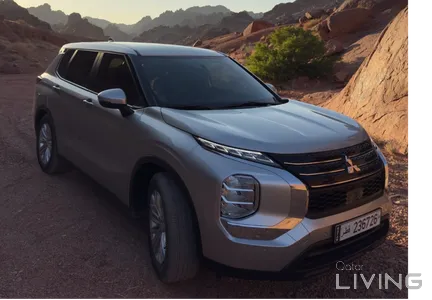 Mitsubishi Outlander  2025