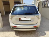 Mitsubishi Outlander 2015