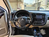 Mitsubishi Outlander 2015