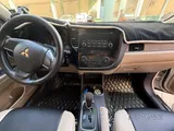 ميتسوبيشي أوتلاندر 2016 SUV (مسجلة 2017) بحالة ممتازة