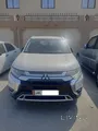 MITSUBISHI OUTLANDER 2019