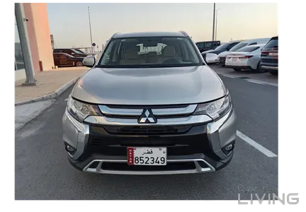 Mitsubishi Outlander  2021