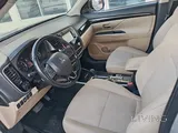 Mitsubishi Outlander4WD 7 seater