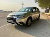 MITSUBISHI OUTLANDER 2023