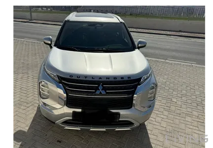 Mitsubishi Outlander  2024