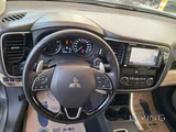 ميتسوبيشي أوتلاندير GLS 3.0 لتر V6 - 230 حصان - دفع رباعي - محملة بالكامل - المالك الأول
