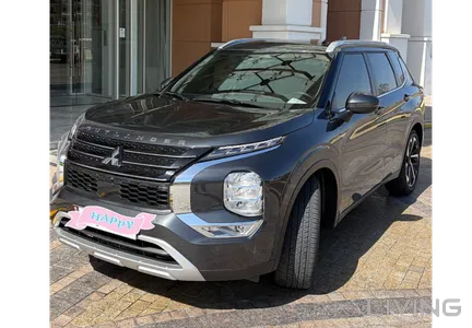 Mitsubishi Outlander  2025