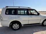 Mitsubishi Pajero 2015 GLS, 7 seater