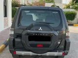 Mitsubishi Pajero - 2016