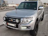 Mitsubishi pajero 2016 gold edition