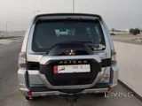 Mitsubishi pajero 2016 gold edition