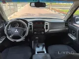 Mitsubishi Pajero 2017