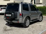 Mitsubishi pajero 2022