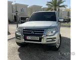 Mitsubishi pajero 2022