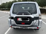 Mitsubishi Pajero. 3.5 GLS 2016