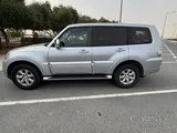 Mitsubishi Pajero. 3.5 GLS 2016