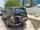 MITSUBISHI PAJERO (FULL OPTION , DEALER SERVICE)