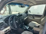 MITSUBISHI PAJERO (FULL OPTION , DEALER SERVICE)
