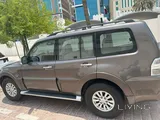 MITSUBISHI PAJERO (FULL OPTION , DEALER SERVICE)