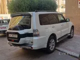 MITSUBISHI PAJERO GOLD EDITION 3.8L 2017 VERY GOOD CONDITIONS