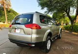 MITSUBISHI PAJERO SPORT 4X4 2009