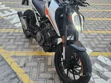 KTM Duke 390