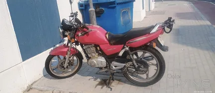 Suzuki Motorcycle IN 125  2013