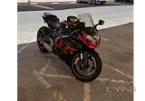 جي إس إكس أر 1000