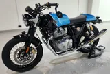 2022 model, registered in October 2025, under warranty.