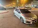 Neat, Fully Dealer Maintained Honda City Fulloption