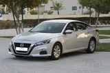 Nissan Altima  / 2.5 L