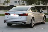 Nissan Altima  / 2.5 L