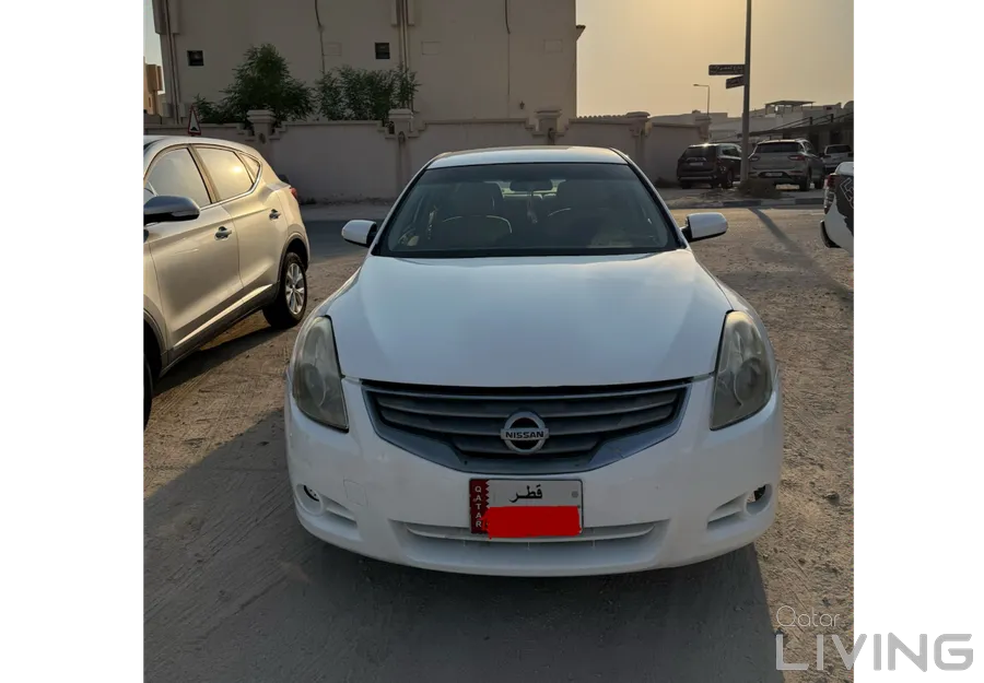 Nissan Altima 2012 — QatarLiving