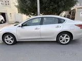 Nissan Altima good mileage , good price same as new