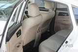 Nissan Altima  - S - / 2.5 L