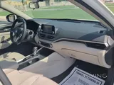 Nissan Altima  - S -    2020