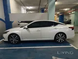 Nissan Altima SR 2022