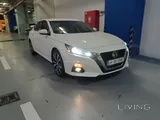 Nissan Altima SR 2022