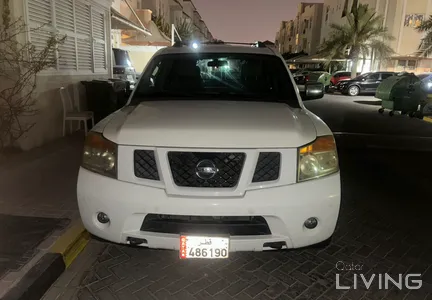 Nissan Armada SE 2012