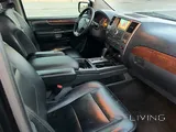 Nissan Armada Platinum, 2012 5.7 V8 Ful Option